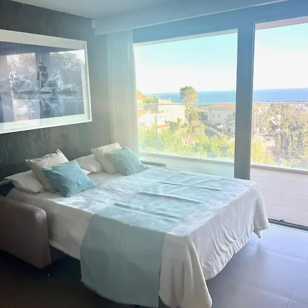 Дом отдыха Superb With Panoramic Sea View *