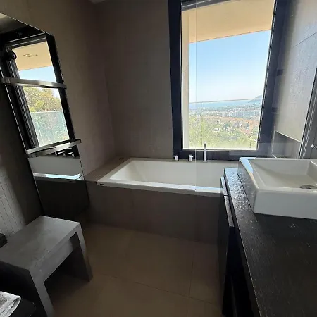 Дом отдыха Superb With Panoramic Sea View *