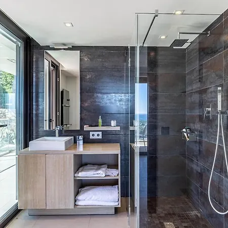 Superb With Panoramic Sea View Дом отдыха *